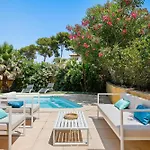 Piscine Lealys Costebelle Clim/wifi/plages דירה
